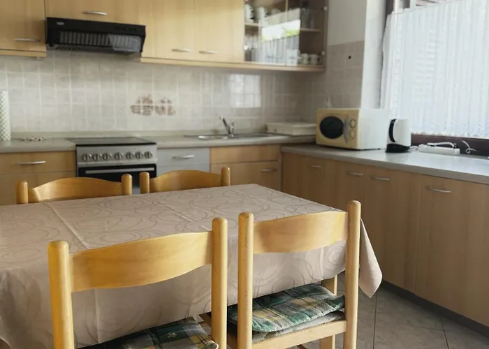 アパート Gregoric イゾラ